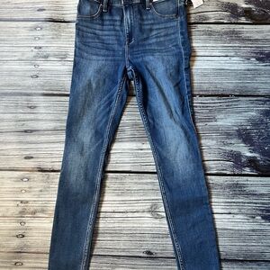 Women’s Abercrombie & FitchSkinny Jeans size 6R/28